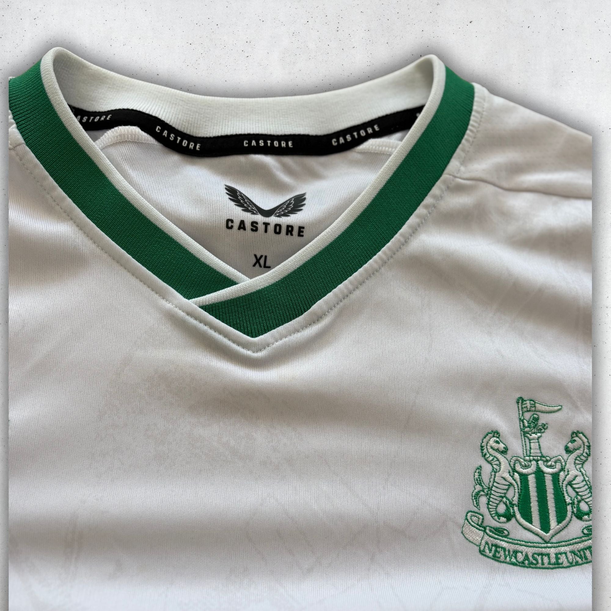 Newcastle United 2022 Third Shirt (XL)
