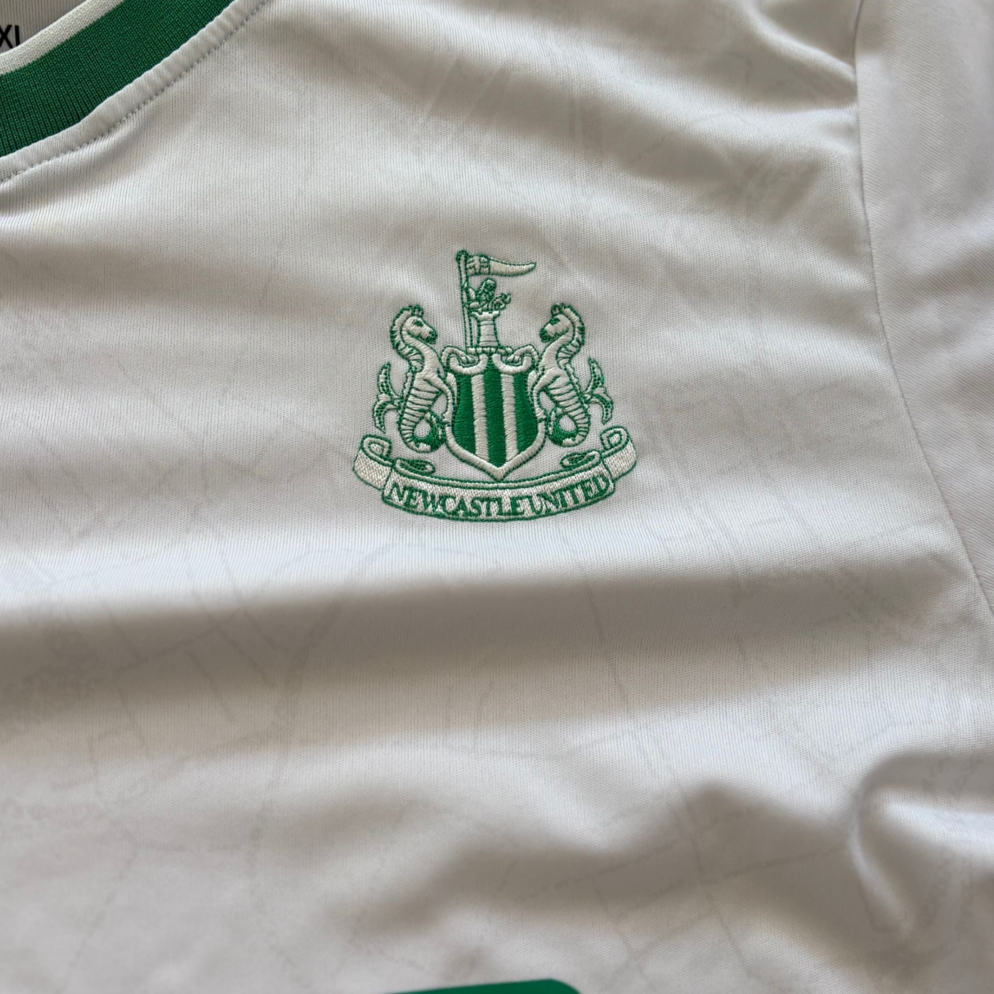Newcastle United 2022 Third Shirt (XL)