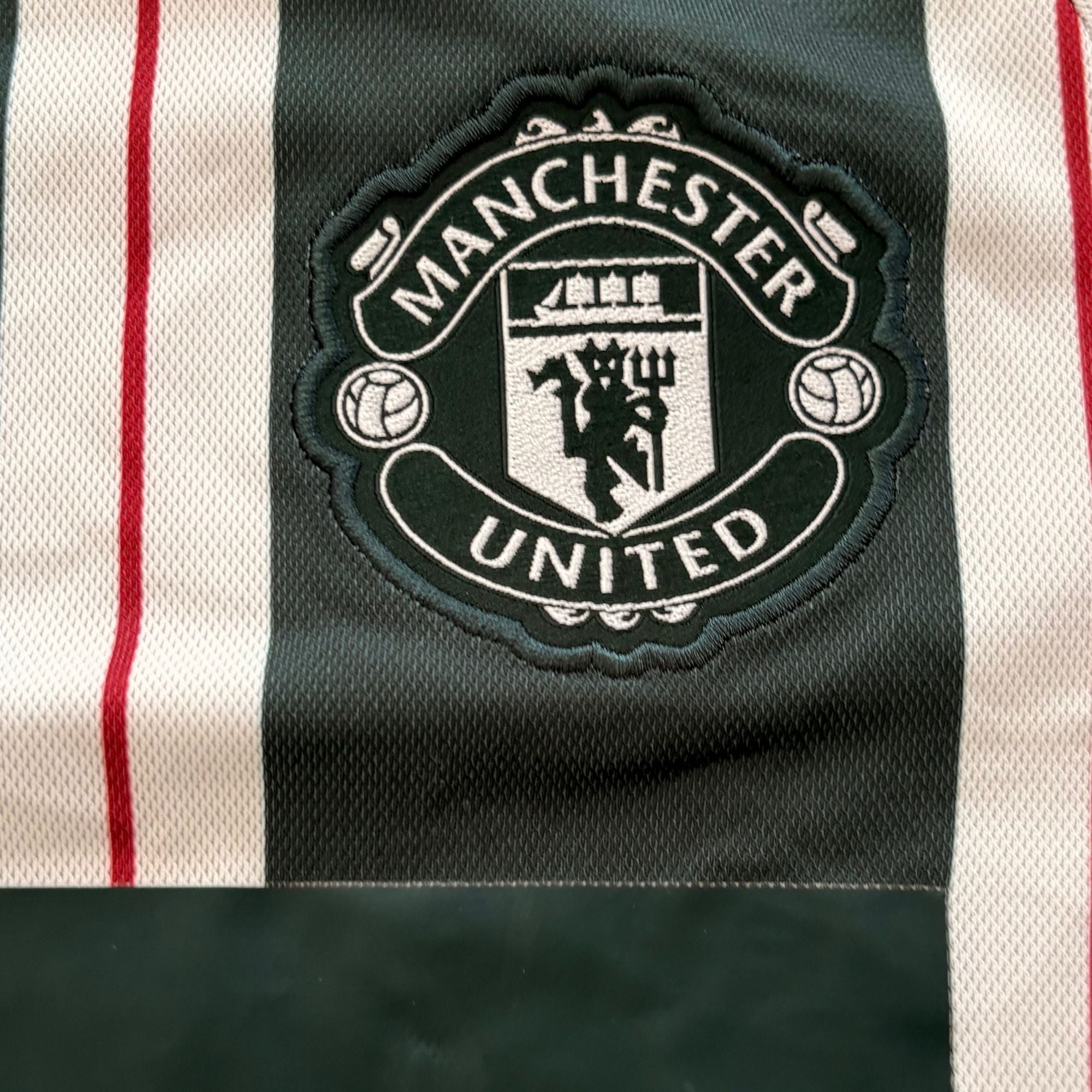 Manchester United 2023 Away Shirt (Small)