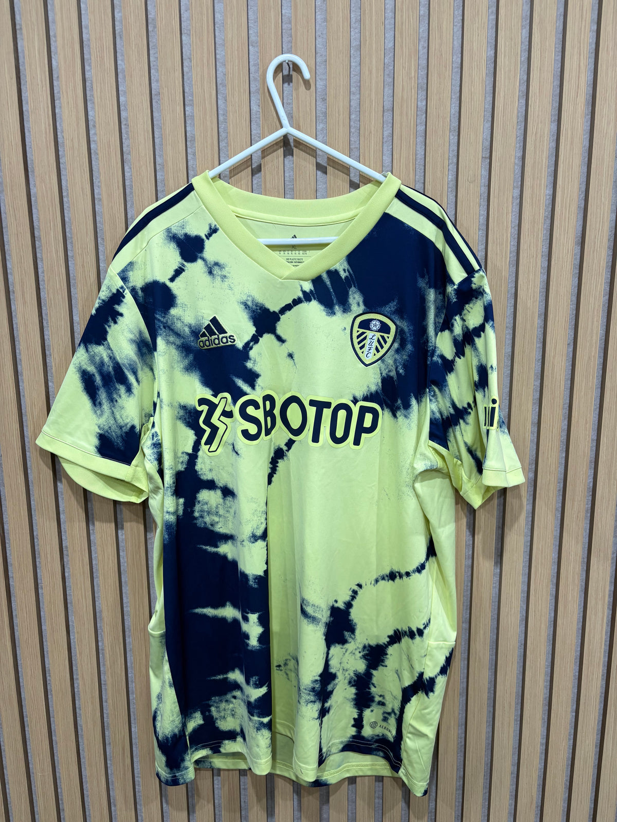 Leeds United 2022-23 Away Shirt