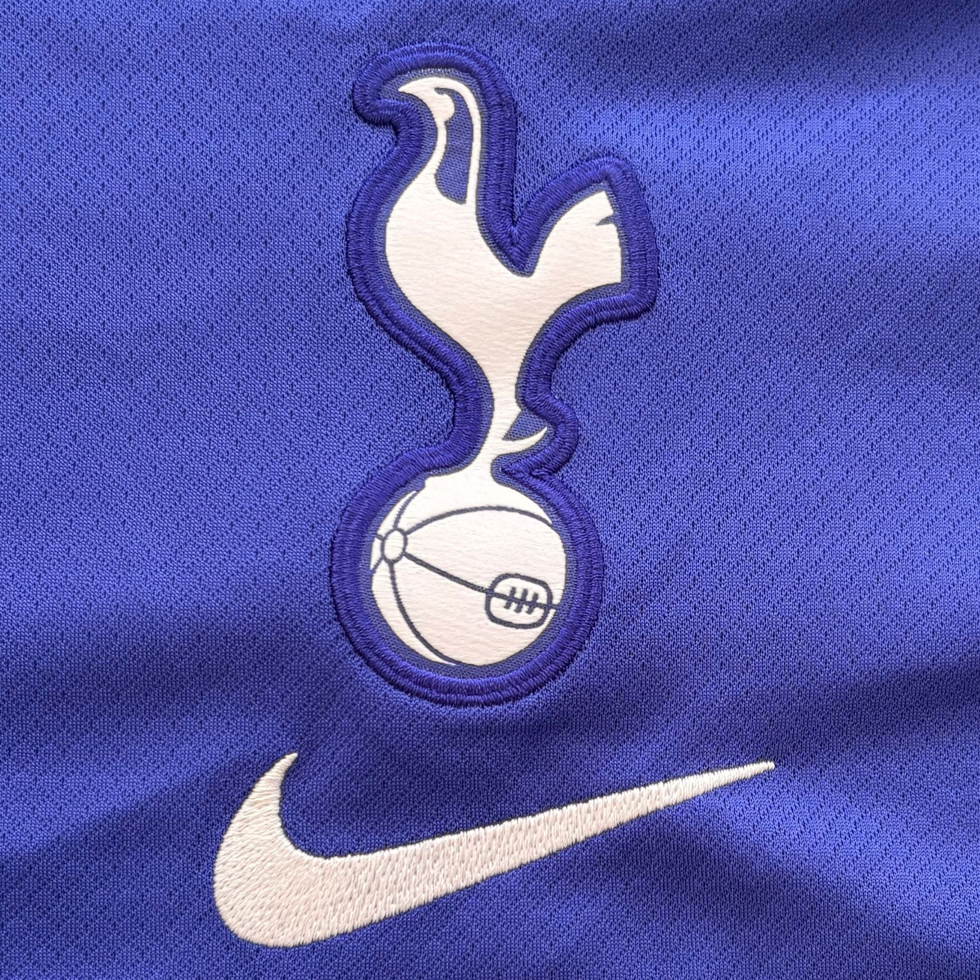 Tottenham Hotspur 2022 Away Shirt (Small)