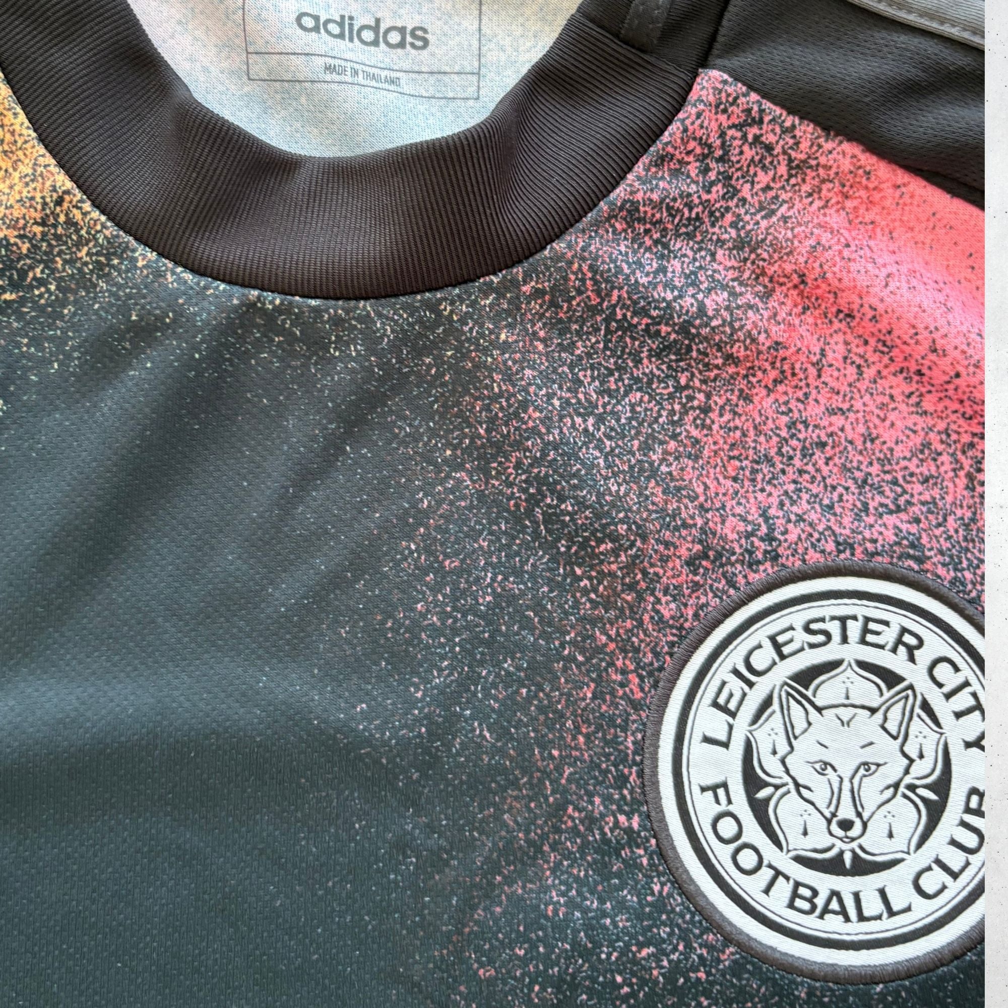 Leicester City 2024 Away Shirt (Medium)