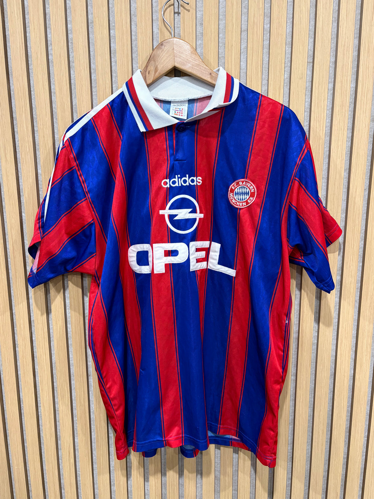 Bayern Munich 1995-97 Home Shirt