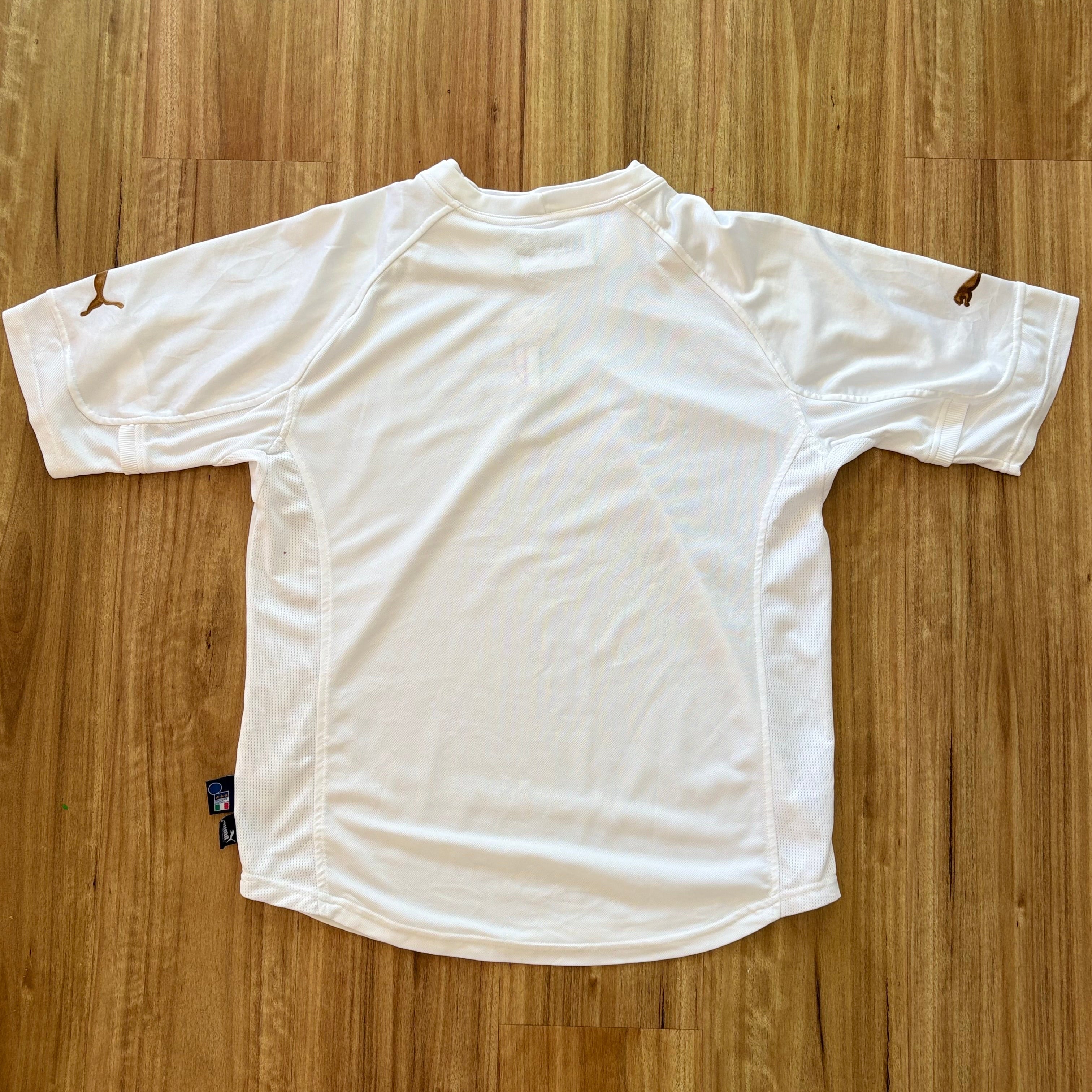 Italy 2004 Away Shirt (XL)