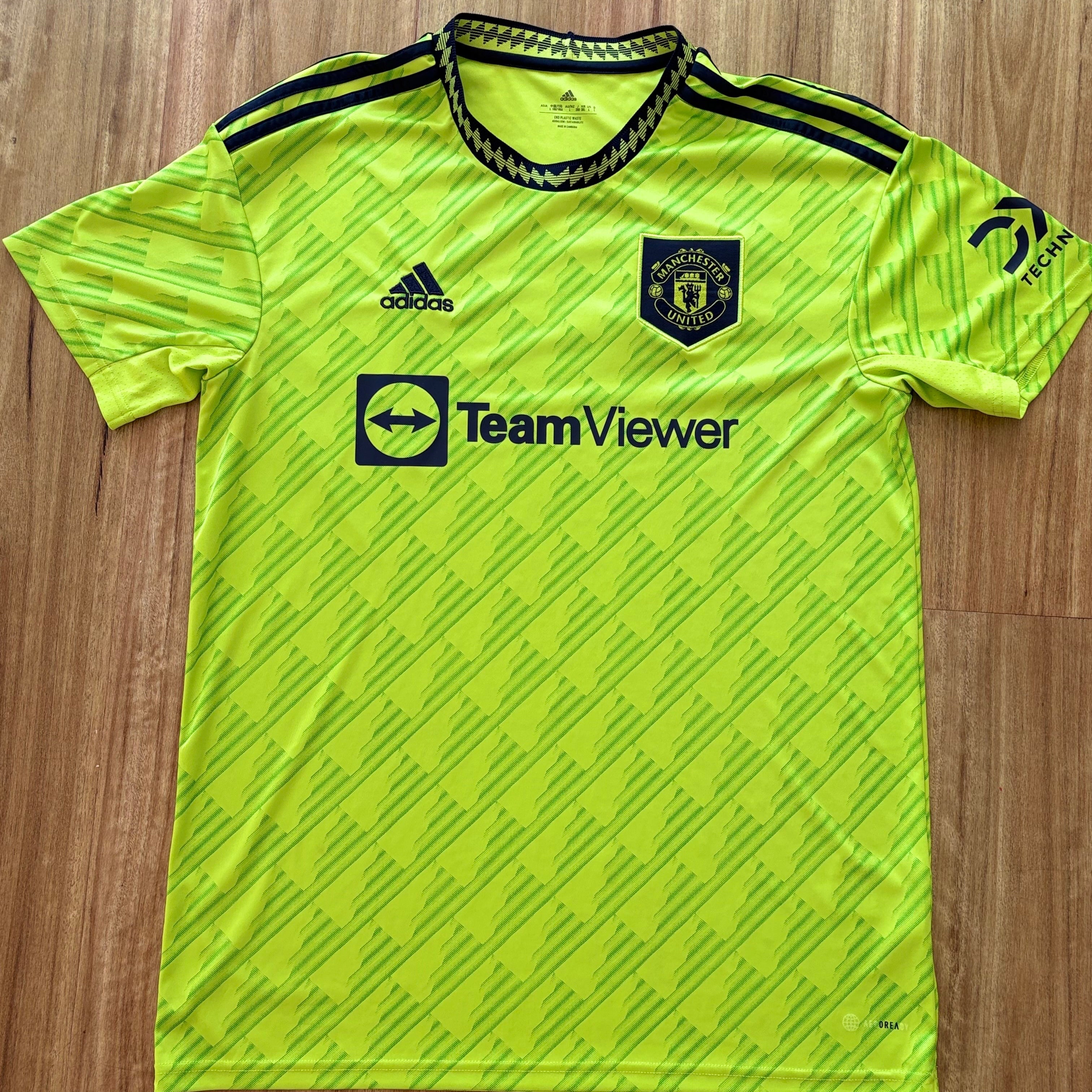 Manchester United 2022-23 Third Shirt (Large)