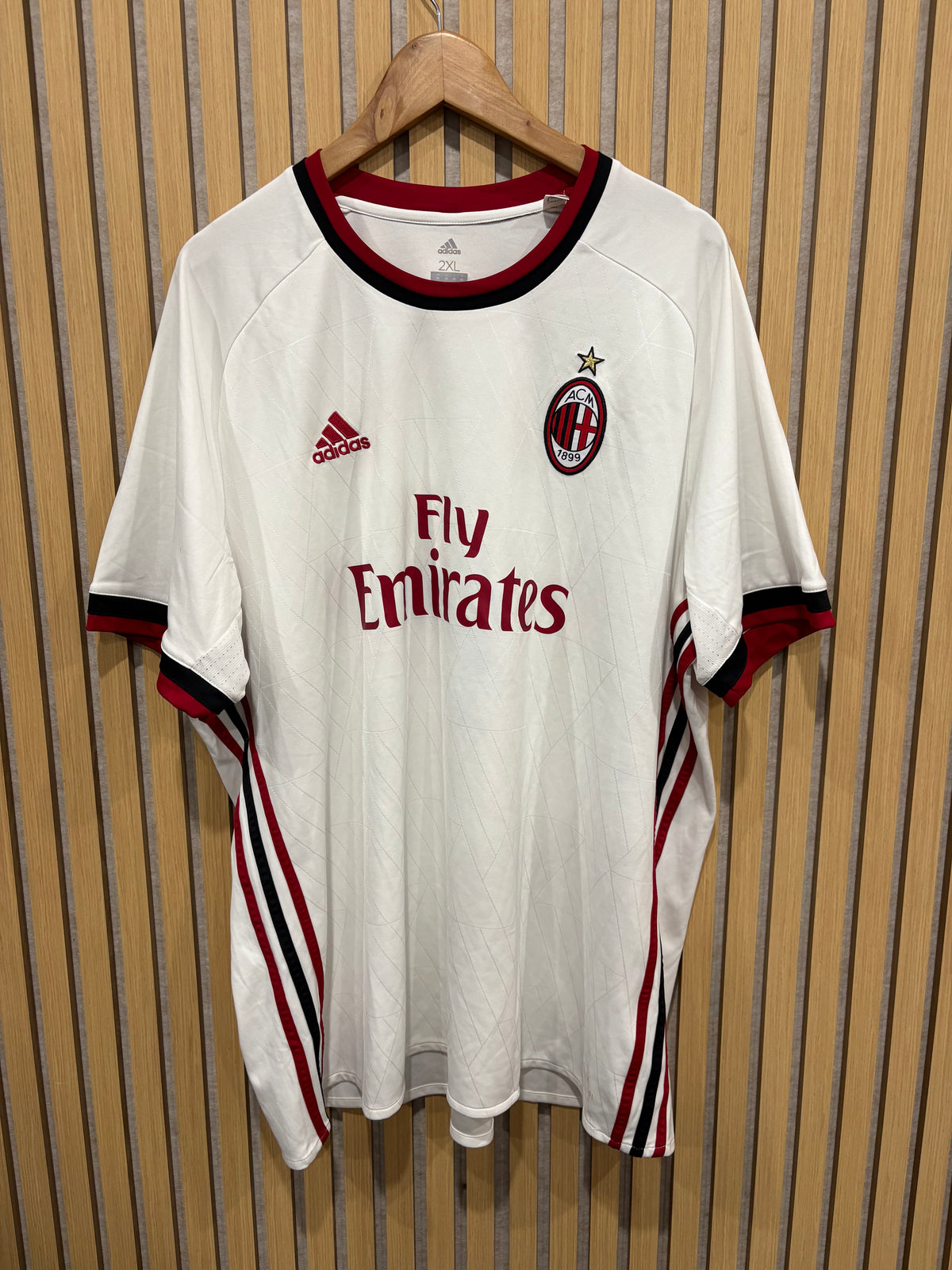 AC Milan 2010-11 Away Shirt