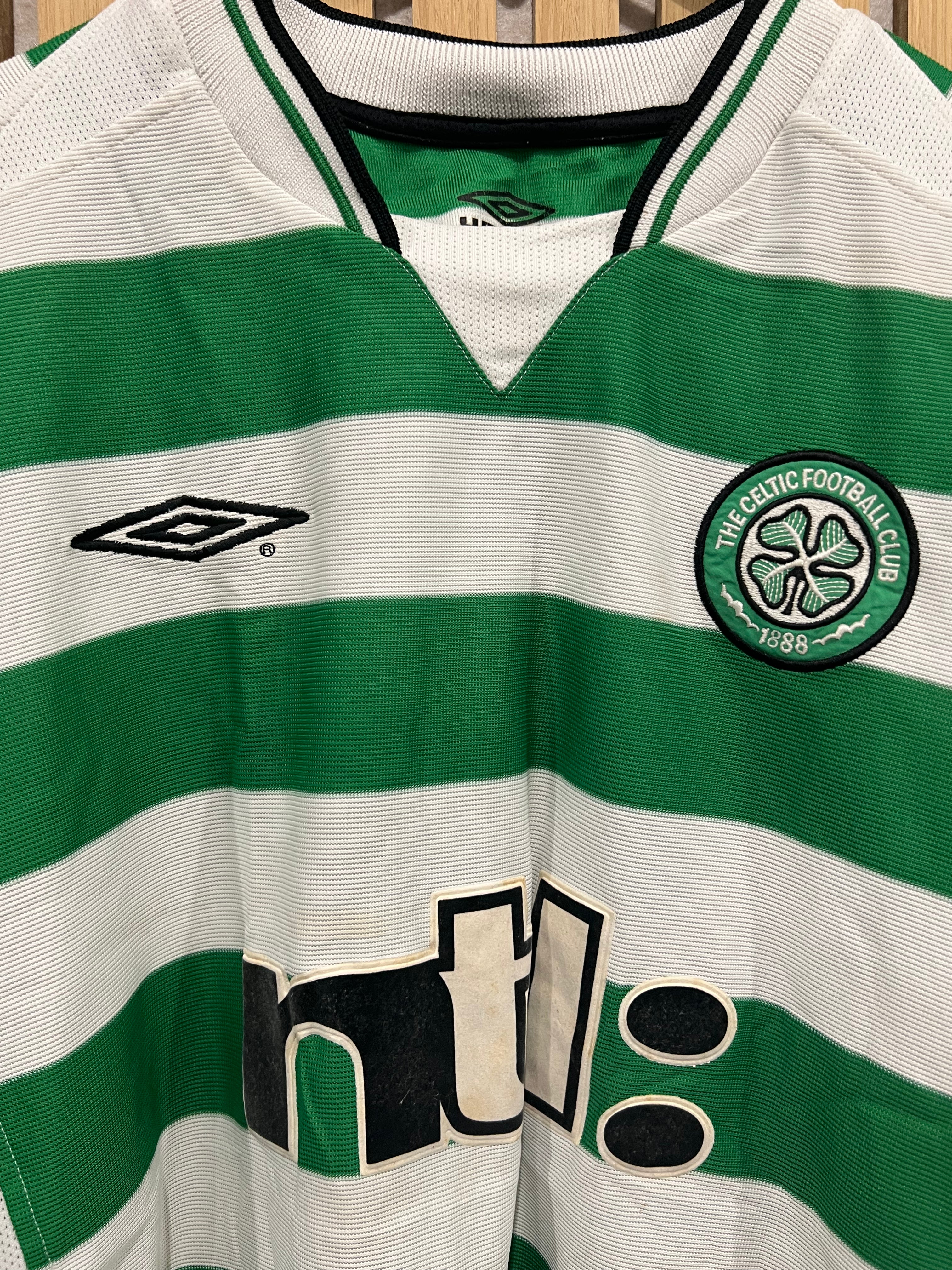 Celtic 2001 Home Shirt (Large)